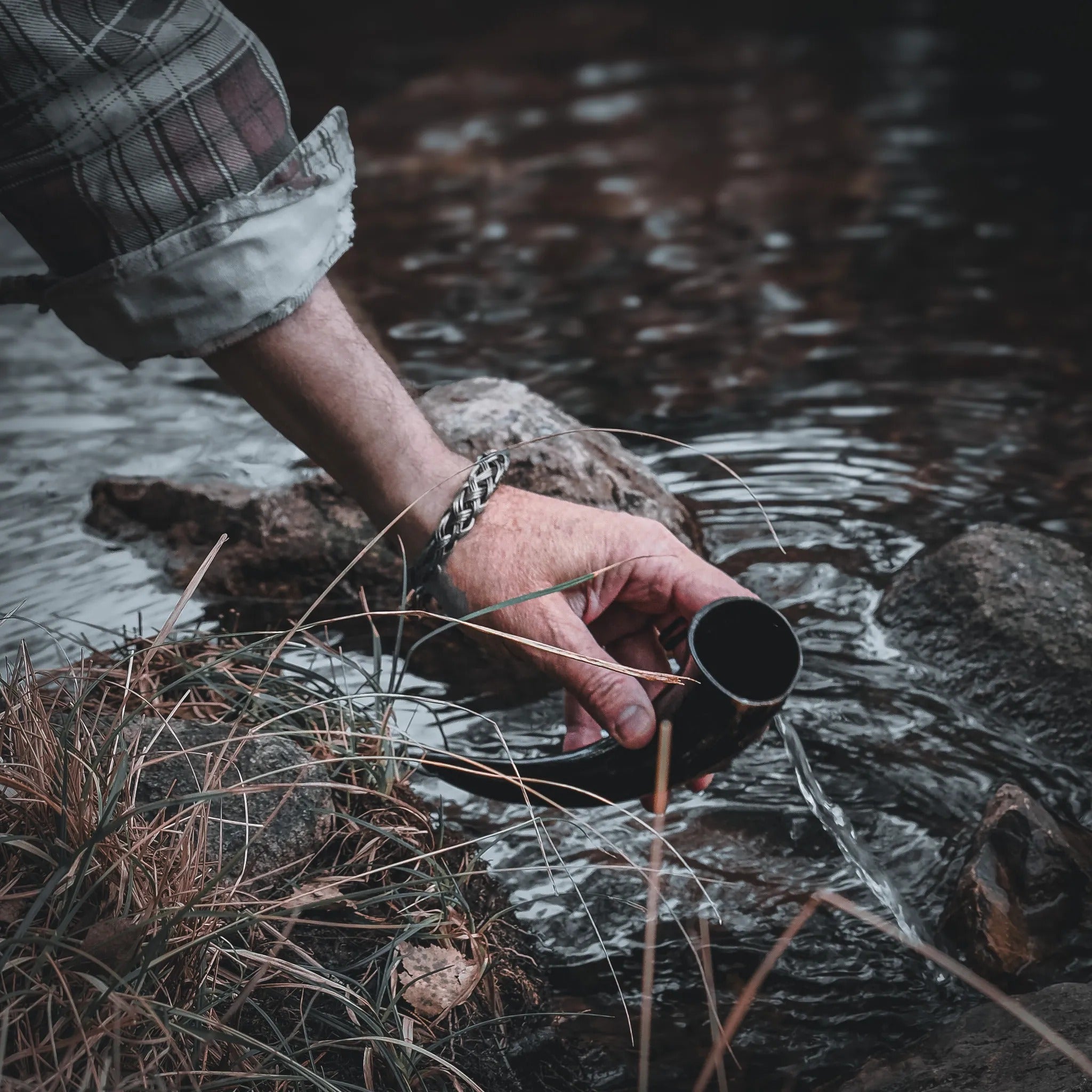 Varga flätat armband