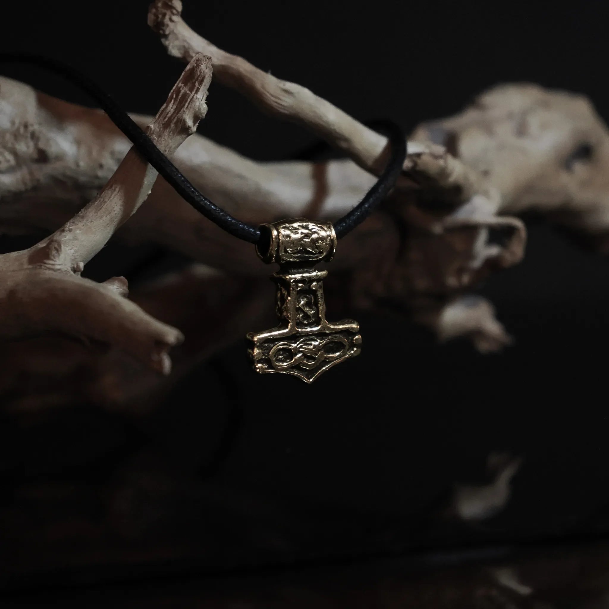 Thor's Hammer Valhalla, bronze