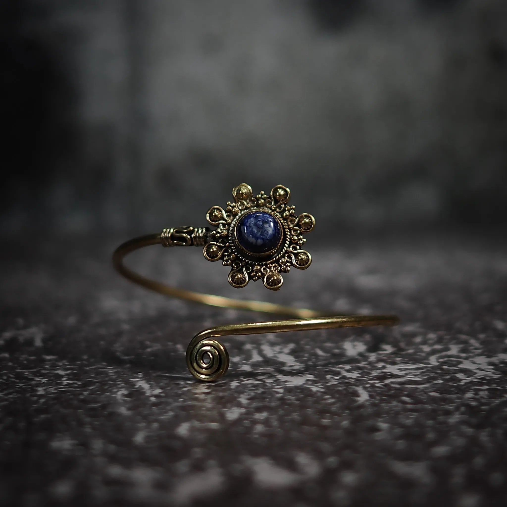 Armband Sol, med halvädelsten