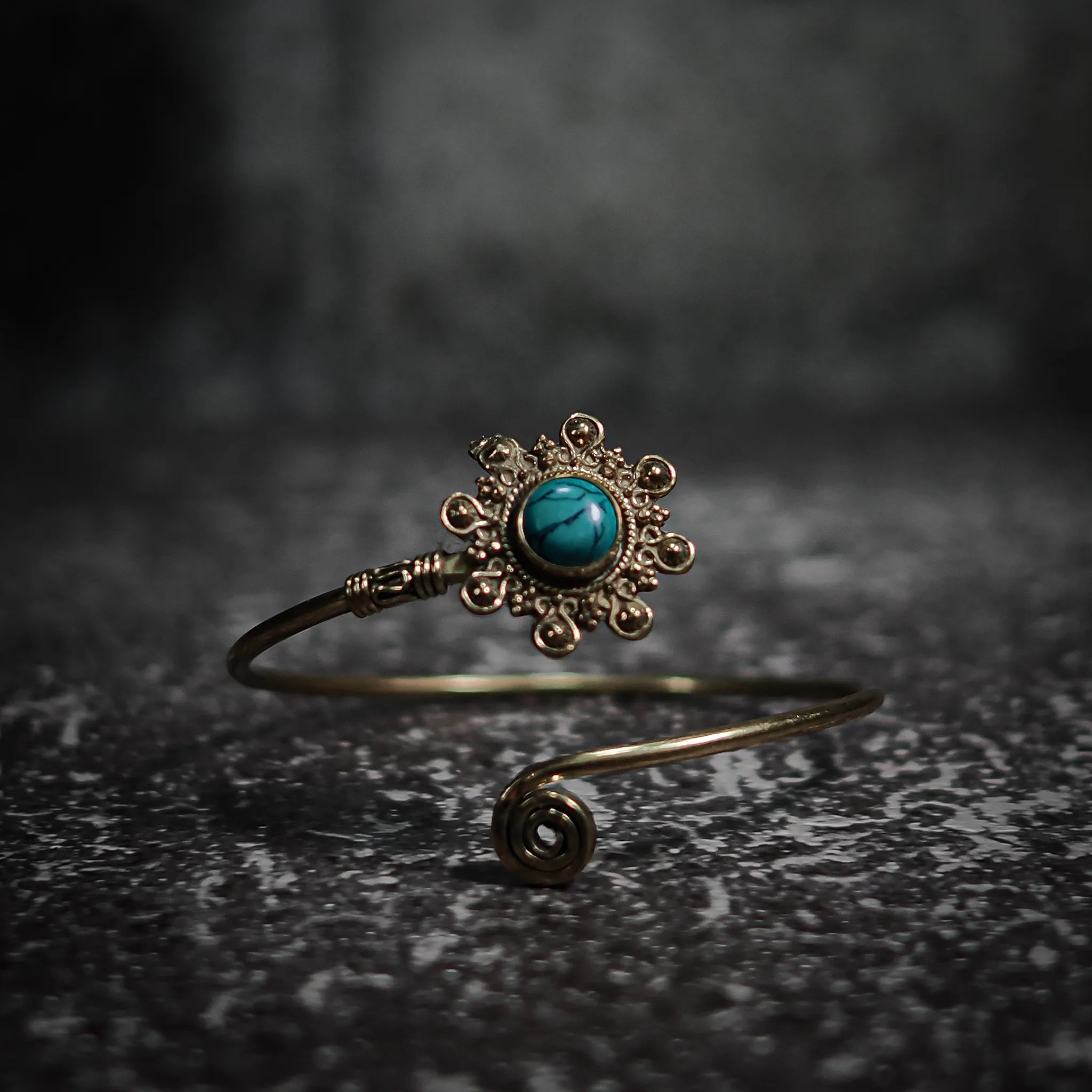 Armband Sol, med halvädelsten