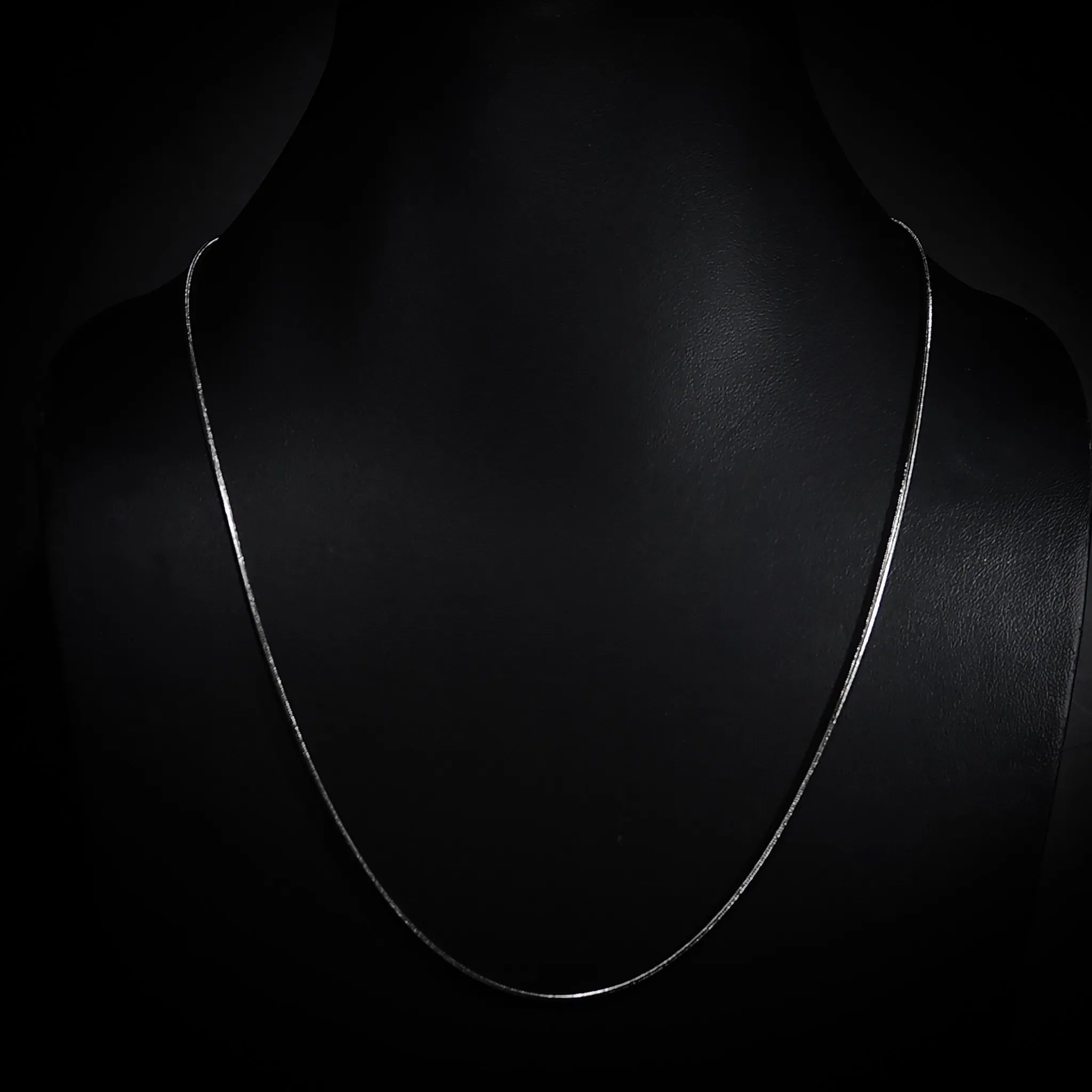 Kjede sølvfarget 55 cm