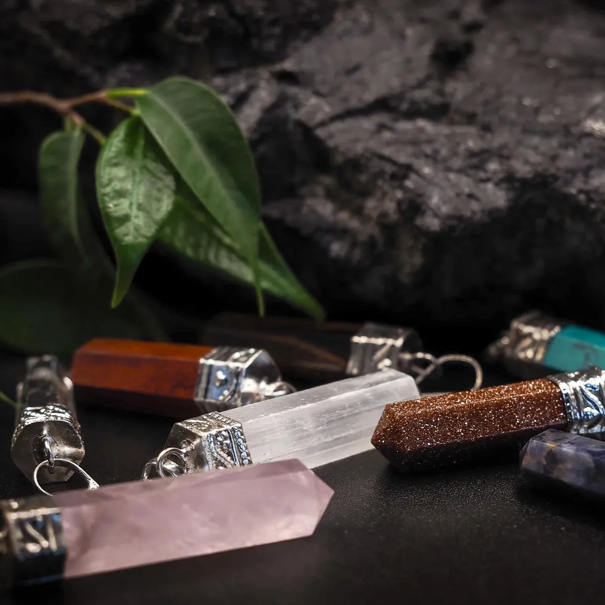 Stenanheng, rød jaspis